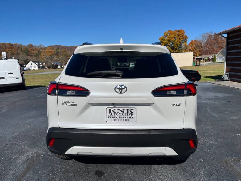 2024 Toyota Corolla Cross XLE