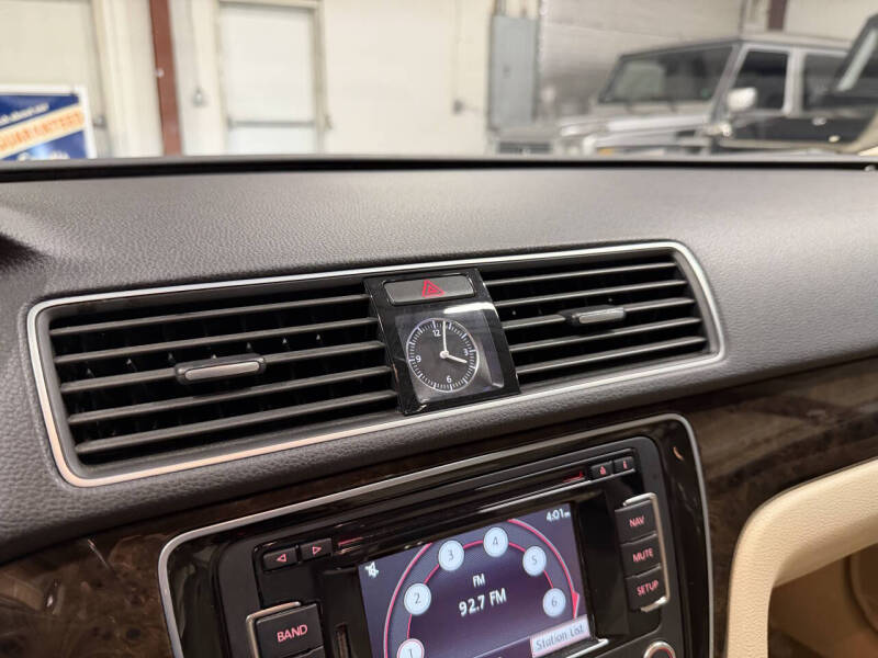 2014 Volkswagen Passat 2.0L TDI SEL Premium