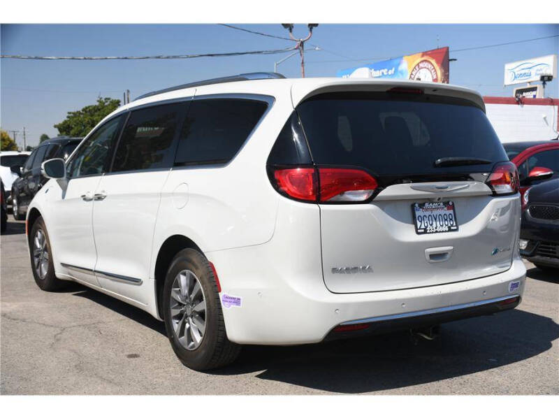 2019 Chrysler Pacifica Hybrid
