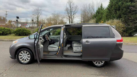 2013 Toyota Sienna Limited 7-Passenger