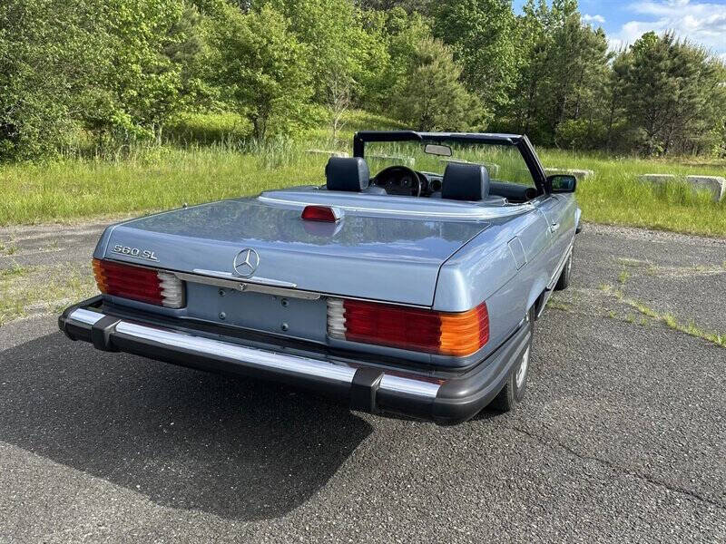 1986 Mercedes-Benz 560-Class 560 SL