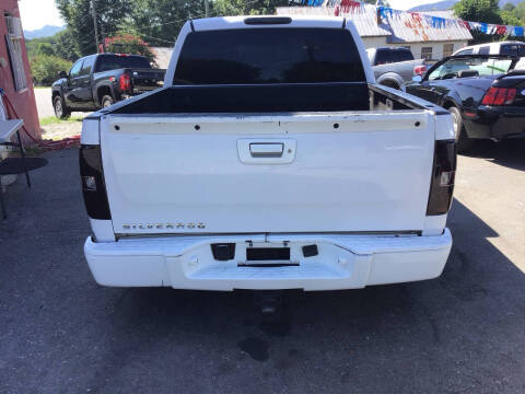 2010 Chevrolet Apache