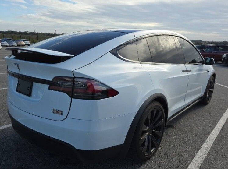 2022 Tesla Model X Plaid