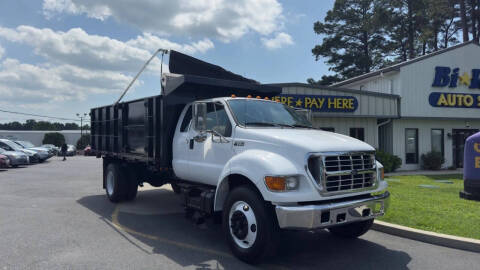 2002 Ford F-650 Super Duty