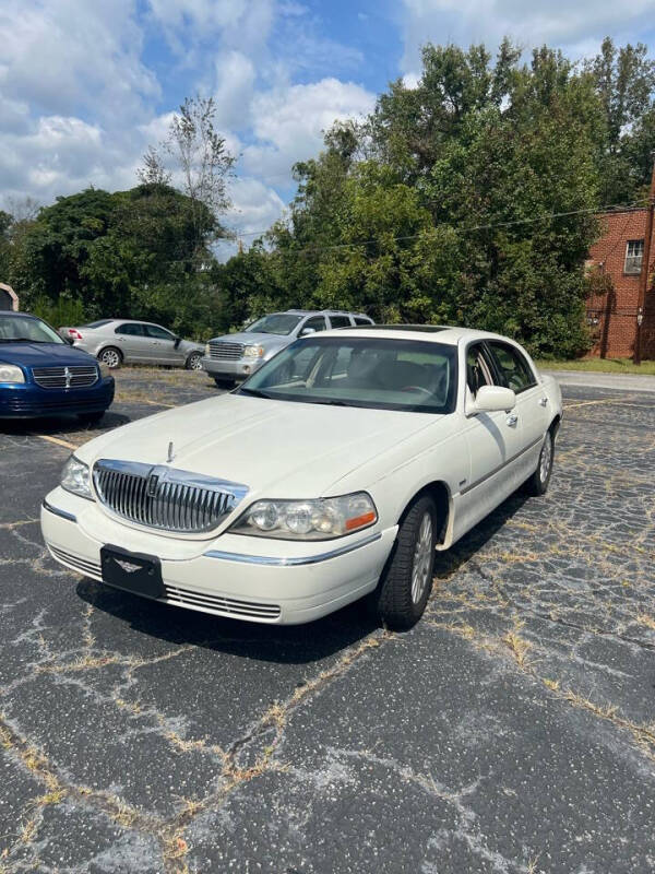 2004 Lincoln Town Car for sale at B & M Wheels Deals in Salisbury NC