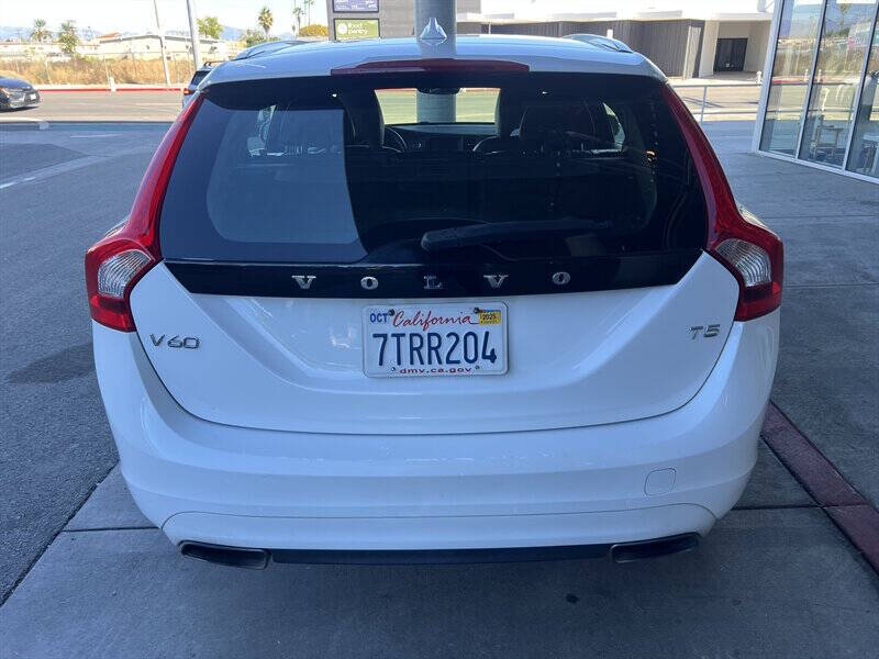 2016 Volvo V60 T5 Drive-E Premier