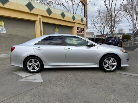 2012 Toyota Camry SE