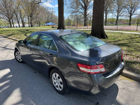 2011 Toyota Camry LE