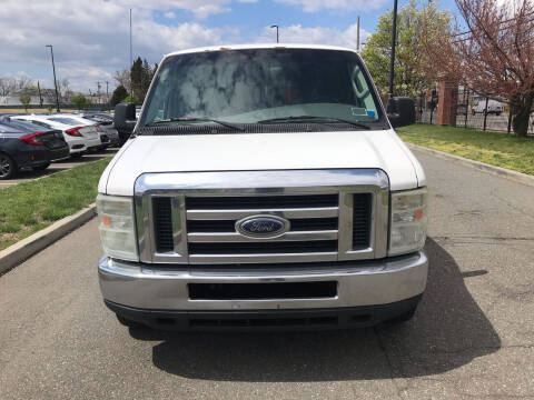 2008 Ford E-Series Cargo for sale at D Majestic Auto Group Inc in Ozone Park NY