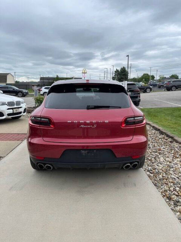 2016 Porsche Macan S
