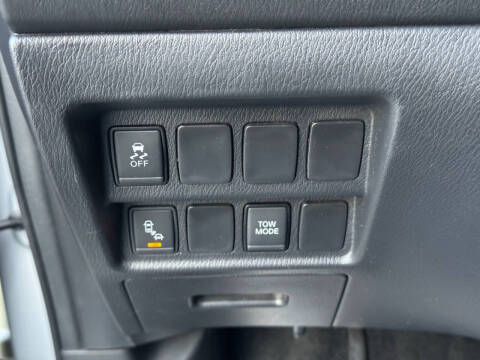 2019 Nissan Pathfinder SV