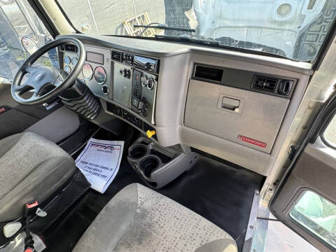 2020 Kenworth T270