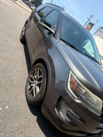 2016 Ford Explorer Sport