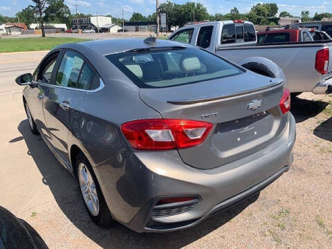 2017 Chevrolet Cruze LT Auto