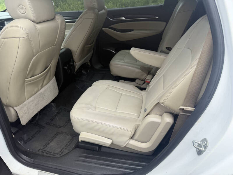 2020 Buick Enclave Essence