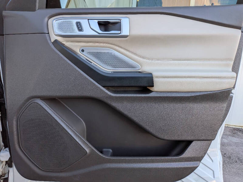 2020 Ford Explorer Platinum