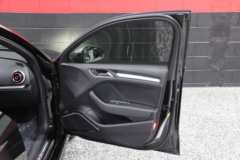 2015 Audi S3 2.0T quattro Prestige