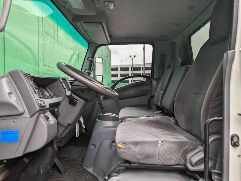2012 Isuzu NPR