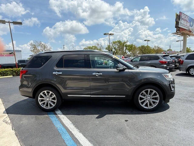 2017 Ford Explorer Limited