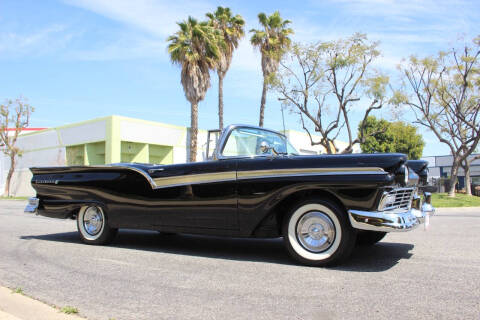 1957 Ford Fairlane 500