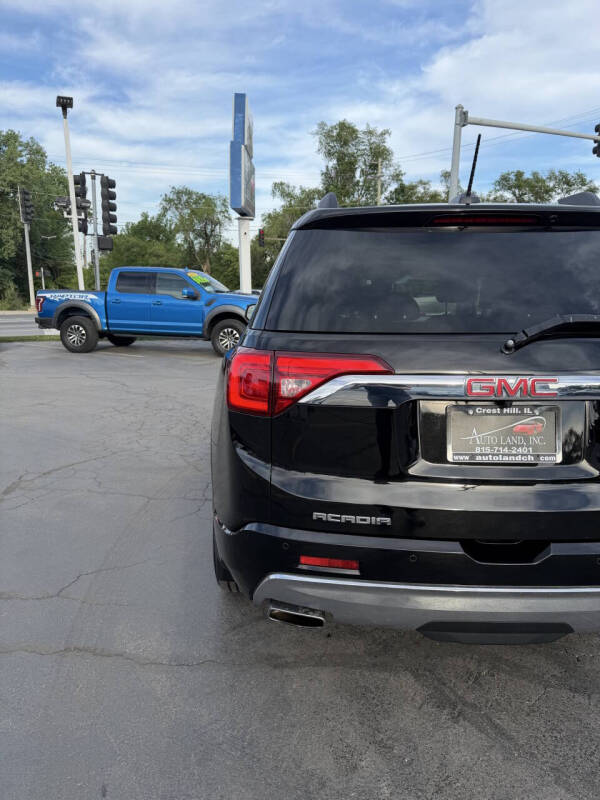 2017 GMC Acadia Denali
