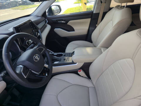 2020 Toyota Highlander XLE