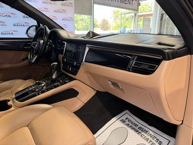 2020 Porsche Macan
