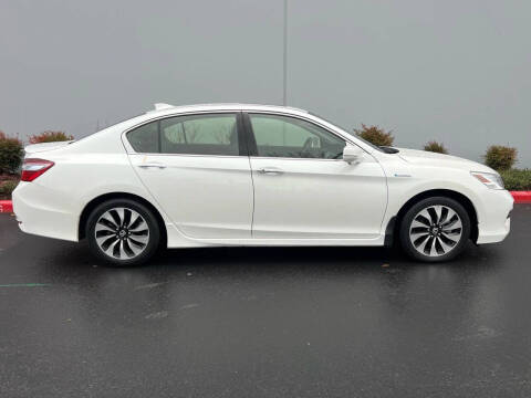 2017 Honda Accord Hybrid Touring