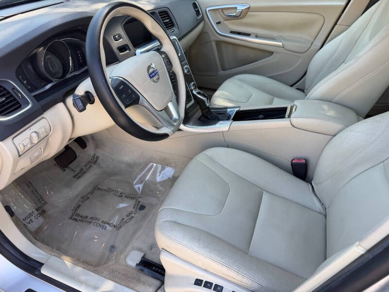 2015 Volvo S60 T5 Drive-E Premier