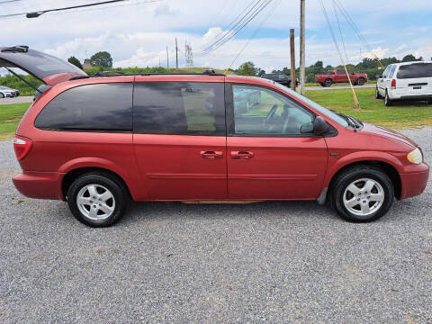 2007 Dodge Grand Caravan for sale at CAR-MART AUTO SALES in Maryville TN