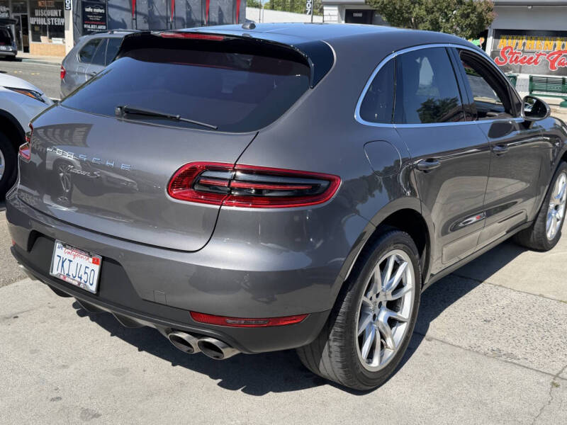 2015 Porsche Macan S