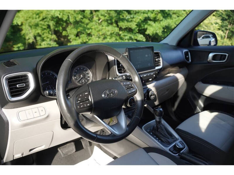 2021 Hyundai Venue SEL