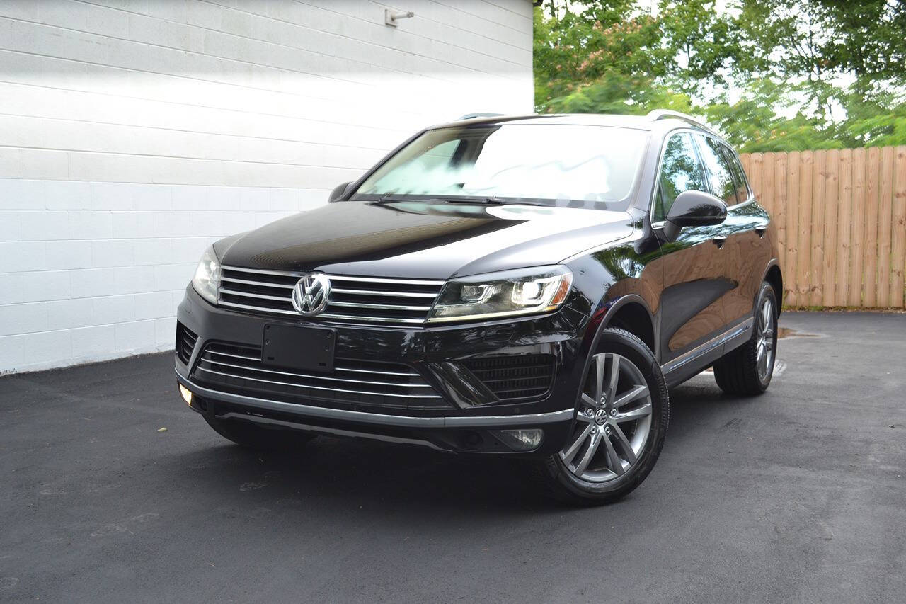 2016 Volkswagen Touareg for sale at Knox Max Motors LLC in Knoxville, TN