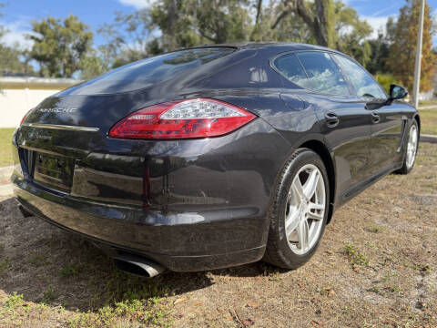 2011 Porsche Panamera 4