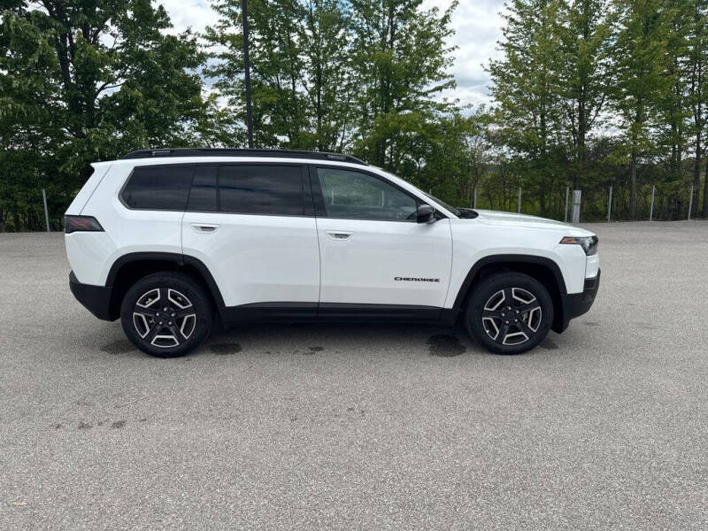 2026 Jeep Cherokee Laredo