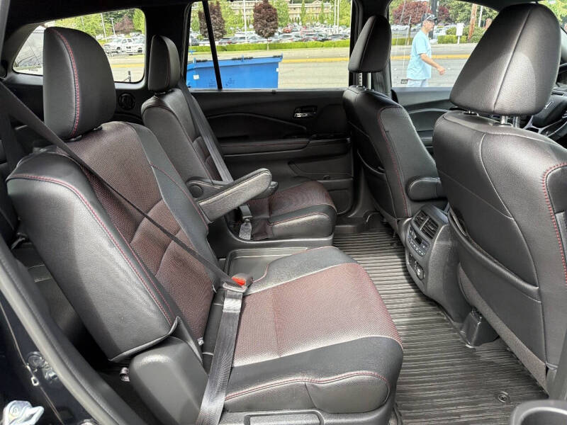 2022 Honda Pilot Black Edition