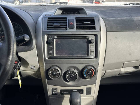 2013 Toyota Corolla LE