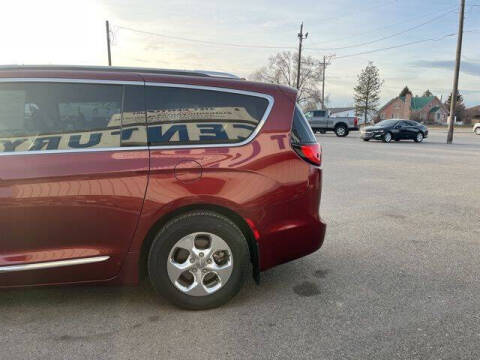 2019 Chrysler Pacifica Hybrid Touring L