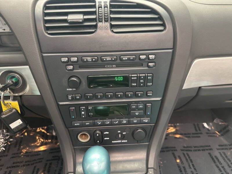 2002 Ford Thunderbird Deluxe