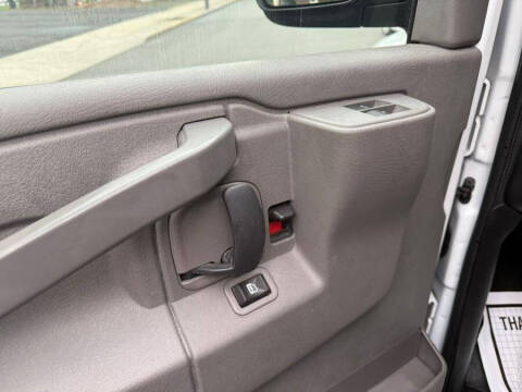 2018 Chevrolet Express 2500