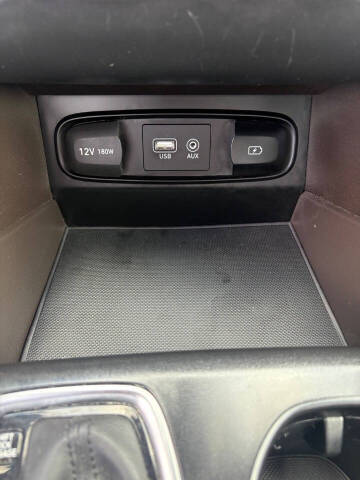 2019 Hyundai Santa Fe SE 2.4L