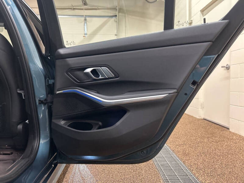 2019 BMW 3 Series 330i xDrive