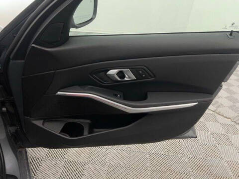 2025 BMW 3 Series 330i xDrive