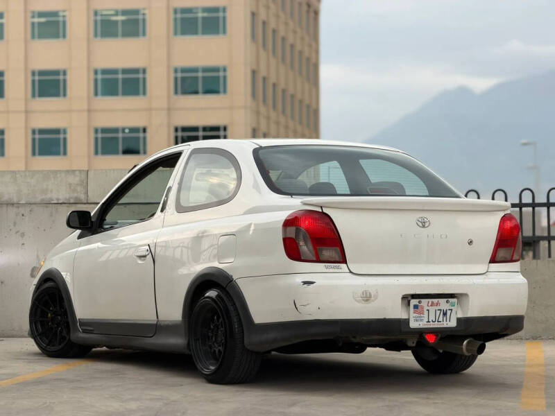 2000 Toyota ECHO