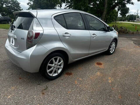 2013 Toyota Prius c Two