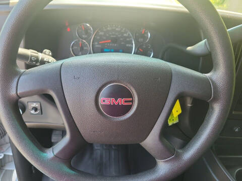 2022 GMC Savana 2500