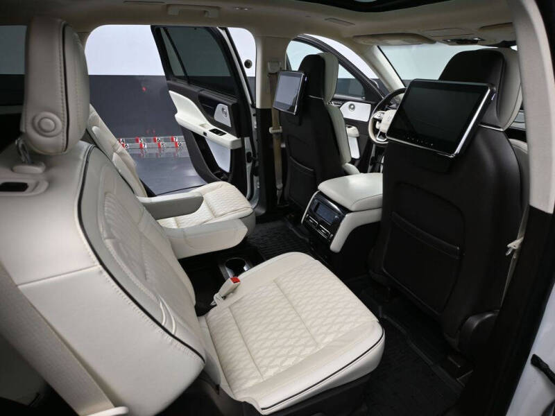 2023 Lincoln Aviator Black Label