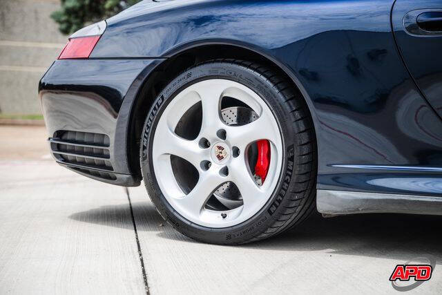 2004 Porsche 911 Carrera 4S