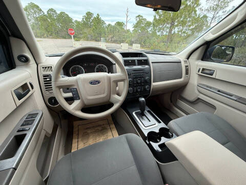 2011 Ford Escape XLS