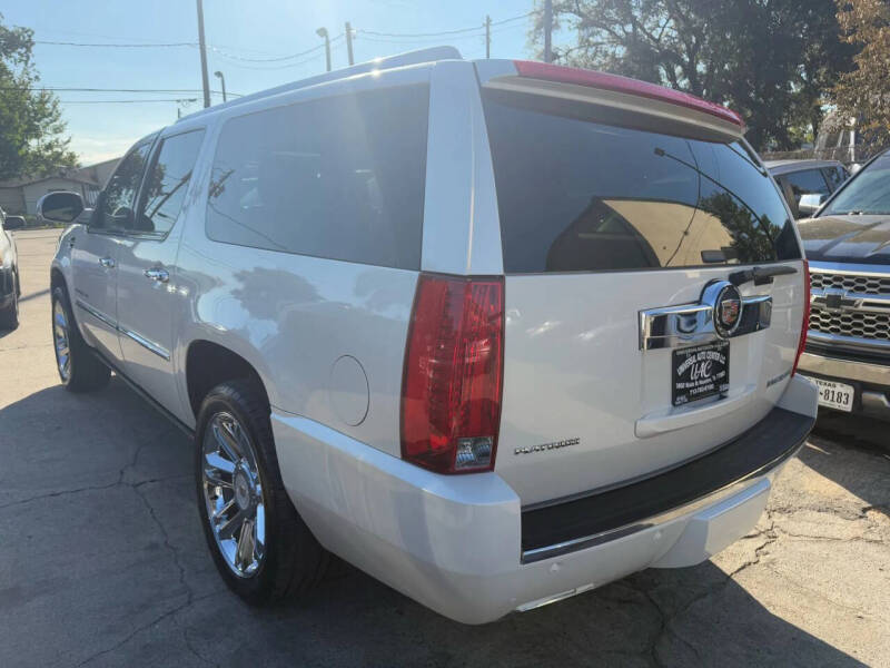 2013 Cadillac Escalade ESV Platinum Edition